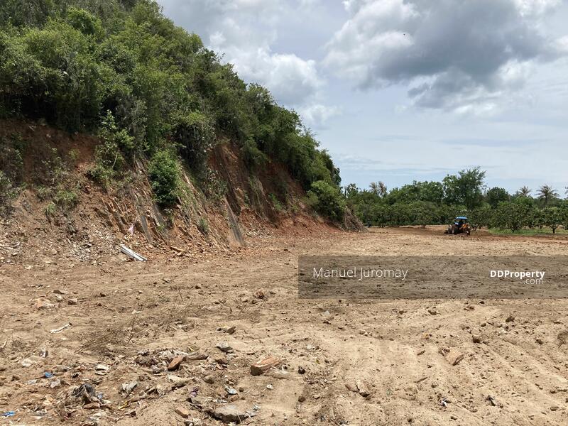 7 rais Walled by the Mountain along the Main Road, Prachuap Khiri Khan, Pak Nam Pran Sai 3 Nongbua Road, Pak Nam Pran, Pran Buri, Prachuap Khiri Khan, , 11,200 sqm, Land For Sale, by Manuel Juromay, 9664568 - DDproperty.com