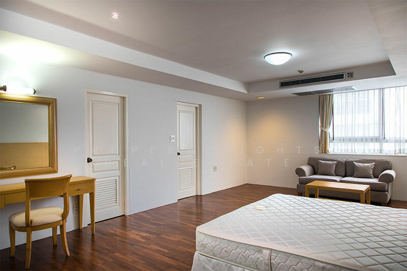 Krungthep Thani Tower, Bangkok, 56 Soi Sukhumvit 24, Khong Tan, Khlong Toei, Bangkok, 2 Bedrooms, 210 sqm, Condo For Rent, by PROPERTYSIGHTS REAL ESTATE, 9691758 - DDproperty.com