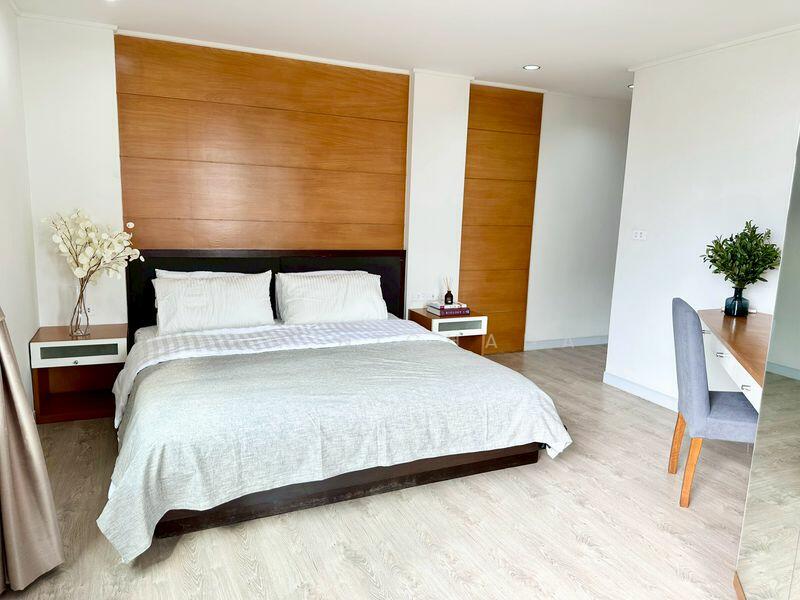 For Rent - The Royal Place 1, Bangkok