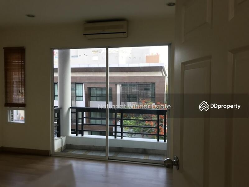 For rent Townhome Lumpini Place 40 sq.w. behind Central Rama 3, Bangkok, ซอยนราธิวาส 24 ซอยนราธิวาส 24, Chong Nonsi, Yan Nawa, Bangkok, 7 Bedrooms, 160 sqm, Townhouse For Rent, by ณัฐพัชร์ โชติอัครสินทบ, 9715819 - DDproperty.com