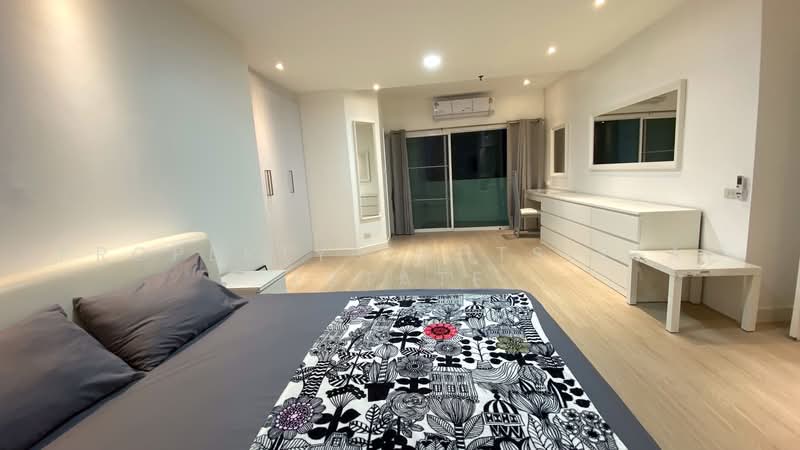 Fifty Fifth Tower, Bangkok, 84 Soi Sukhumvit 55, Sukhumvit Road, Khlong Tan Nua, Watthana, Bangkok, 3 Bedrooms, 170 sqm, Condo For Rent, by PROPERTYSIGHTS REAL ESTATE, 9744155 - DDproperty.com