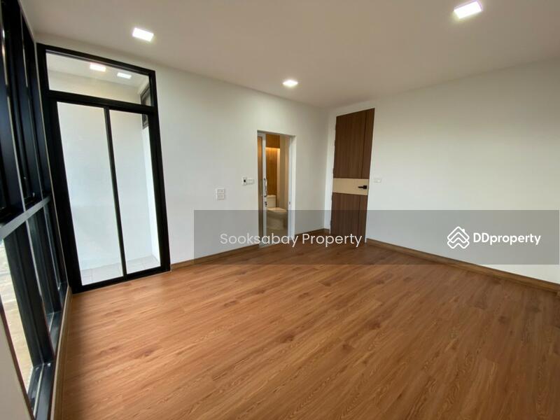 A 3 story Commercial building with 4 bedroom, 5 bathroom, Phitsanulok, Phai Chumphon, Muang Phitsanulok, Phitsanulok, 4 Bedrooms, 200 sqm, Townhouse For Sale, by Nantawan Rattanapong, 9748187 - DDproperty.com