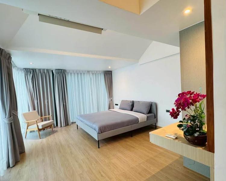 10R0280 This House 4 bedroom 5 bathroom 69,000/month in Muang phuket have fully furnished, Phuket, Ratsada, Muang Phuket, Phuket, 4 Bedrooms, 120 sqm, Single Detached House For Rent, by PK Life Property, 9764146 - DDproperty.com
