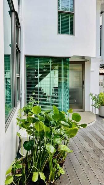 10R0280 This House 4 bedroom 5 bathroom 69,000/month in Muang phuket have fully furnished, ภูเก็ต, รัษฎา, เมืองภูเก็ต, ภูเก็ต, 120 ตร.ม., บ้านเดี่ยว ให้เช่า, โดย PK Life Property, 9764146 - DDproperty.com