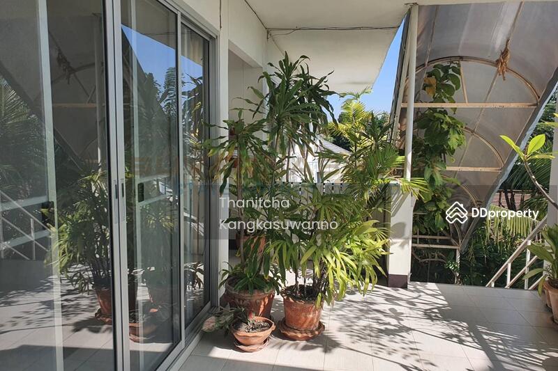 For Sale - For sale, 3-story apartment, 264 square wah, with detached house, swimming pool, Bearing, Samrong, Samut Prakan
