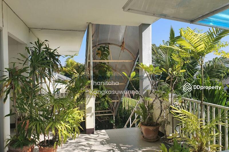 For Sale - For sale, 3-story apartment, 264 square wah, with detached house, swimming pool, Bearing, Samrong, Samut Prakan