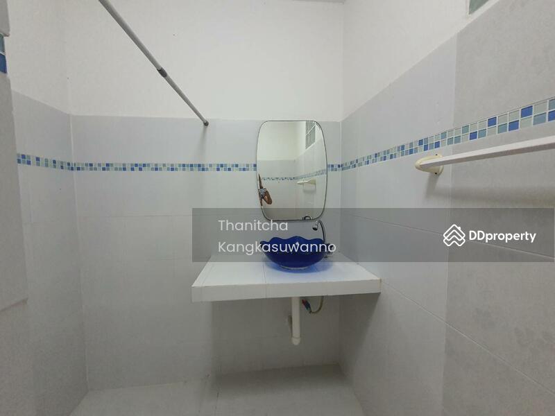For Sale - For sale, 3-story apartment, 264 square wah, with detached house, swimming pool, Bearing, Samrong, Samut Prakan