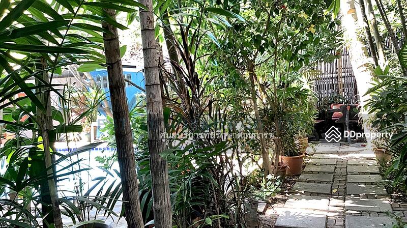For Sale - For sale, 3-story apartment, 264 square wah, with detached house, swimming pool, Bearing, Samrong, Samut Prakan