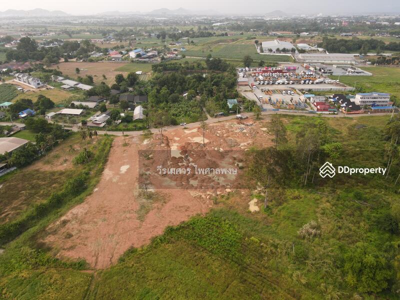 ขายที่ดิน ศรีราชา—ถนน 3009 (ถนนย่อย ถนน หนองสะเดา) จ.ชลบุรี 4-0-99 ไร่ 