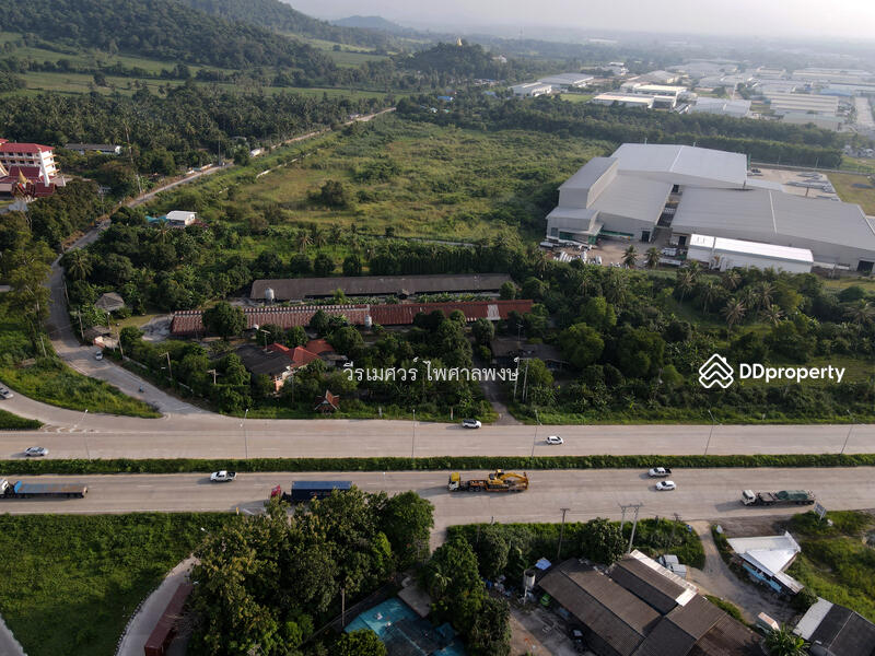 ขายที่ดิน ศรีราชา—ถนน 331 จ.ชลบุรี 14-1-5.1 ไร่ (ใกล้ นิคมอุตสาหกรรมปิ่นทอง 1 และ 2) 