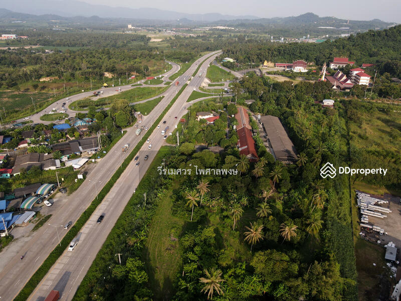 ขายที่ดิน ศรีราชา—ถนน 331 จ.ชลบุรี 14-1-5.1 ไร่ (ใกล้ นิคมอุตสาหกรรมปิ่นทอง 1 และ 2)