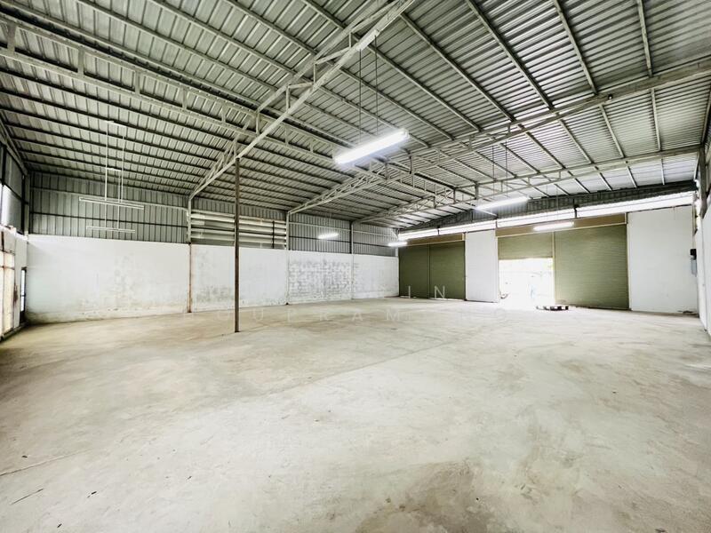 ให้เช่า - ให้เช่าโกดัง พุทธมณฑลสาย 2 ทวีวัฒนา กรุงเทพ ขนาด 300-400 ตรม, กรุงเทพ