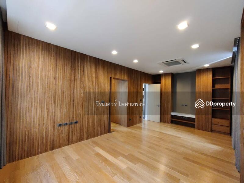 ขายถูก! บ้านสุดหรู 3 ชั้น #มีลิฟท์ เลียบด่วนเอกมัย-รามอินทรา (ใกล้ Central EastVille และ CDC) 