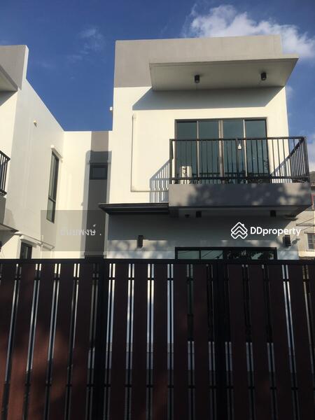 ขาย - ขายบ้านใหม่ลาดพร้าวโชคชัย4 แถมฟรีมากมาย, กรุงเทพ