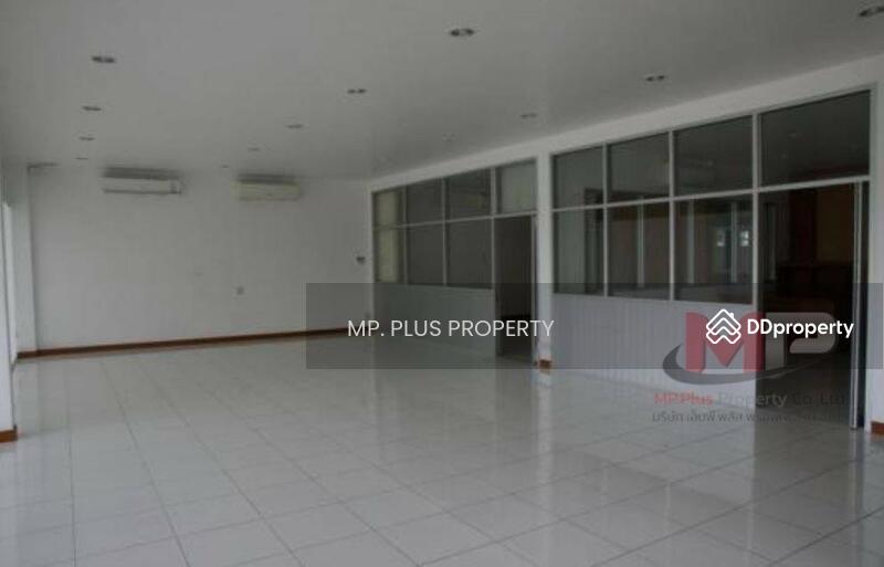 ให้เช่าโรงงาน/คลังสินค้า ติดถนนใหญ่ บนพื้นที่ 4.5 ไร่ ไทรน้อย นนทบุรี, Nonthaburi, Sai Noi, Nonthaburi, , 5,600 sqm, Warehouse/Factory For Rent, by Nichamon Buasong (Pheung), 9821364 - DDproperty.com