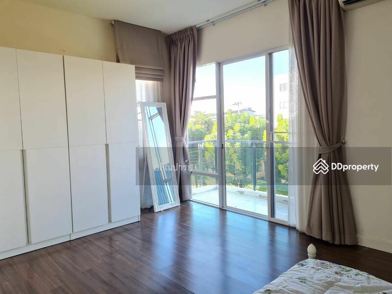 Town Avenue Srinagarindra : ทาวน์ อเวนิว ศรีนครินทร์, กรุงเทพ, ซอยอ่อนนุช 68, สวนหลวง, สวนหลวง, กรุงเทพ, 190 ตร.ม., ทาวน์เฮ้าส์ ให้เช่า, โดย ไอรินทร์ อัครชัยธนรักษ์, 9821890 - ห้องนอนใหญ่ ชั้น 3 - DDproperty.com