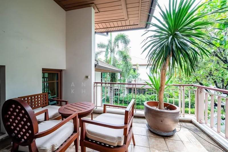 Baan Sansiri Sukhumvit 67, Bangkok, 32 Soi Sukhumvit 67, Phra Kanong Nua, Watthana, Bangkok, 5 Bedrooms, 560 sqm, Single Detached House For Rent, by Anamalyn Khanarsa, 9826431 - DDproperty.com