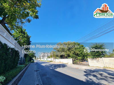 For Sale - ที่ดินเปล่า ถนนพัฒนาการ เขตสวนหลวง, Bangkok