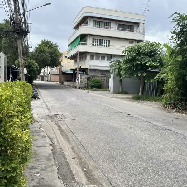 อพาร์ทเม้นท์ ลาดกระบัง ใกล้สนามบินสุวรรณภูมิ, Bangkok, ลาดกระบัง, Lat Krabang, Bangkok, 10+ Bedrooms, 2,000 sqm, Apartment For Sale, by วิลาสินี เศรษฐกุล, 9851575 - DDproperty.com
