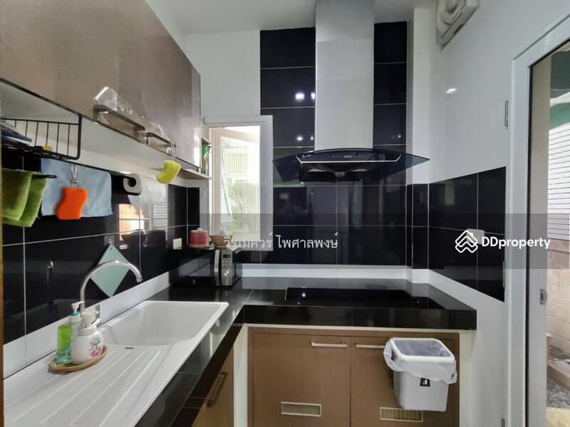 ขายถูกมาก! บ้าน Casa Legend เกษตร-นวมินทร์ ( หลังมุม + ต่อเติมพิเศษทั้งหลัง ) 61.1 ตร.ว. 