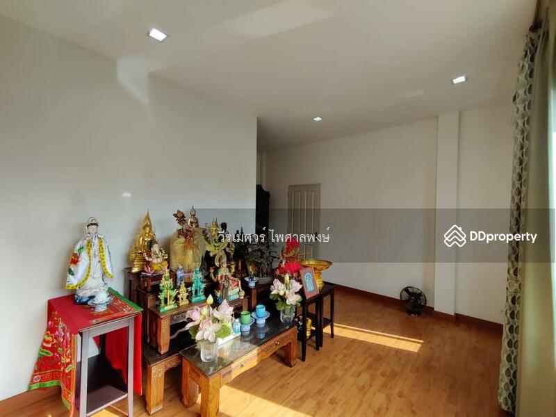 ขายถูกมาก! บ้าน Casa Legend เกษตร-นวมินทร์ ( หลังมุม + ต่อเติมพิเศษทั้งหลัง ) 61.1 ตร.ว. 