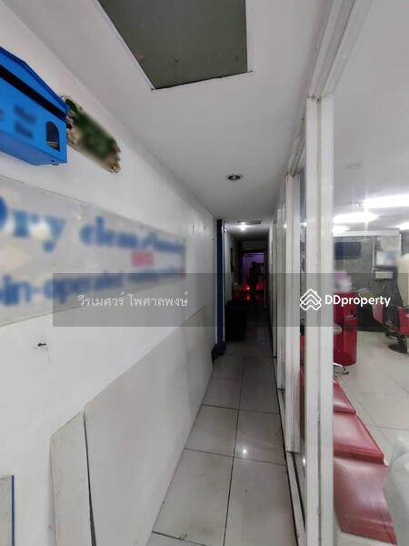 ขายถูกที่สุด อาคารพาณิชย์ สีลม #สูง 7 ชั้น (ใกล้ BTS ศาลาแดงและช่องนนทรี) 16 ตร.ว. 