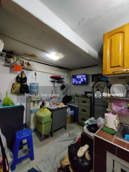 ขายถูกที่สุด อาคารพาณิชย์ สีลม #สูง 7 ชั้น (ใกล้ BTS ศาลาแดงและช่องนนทรี) 16 ตร.ว. 