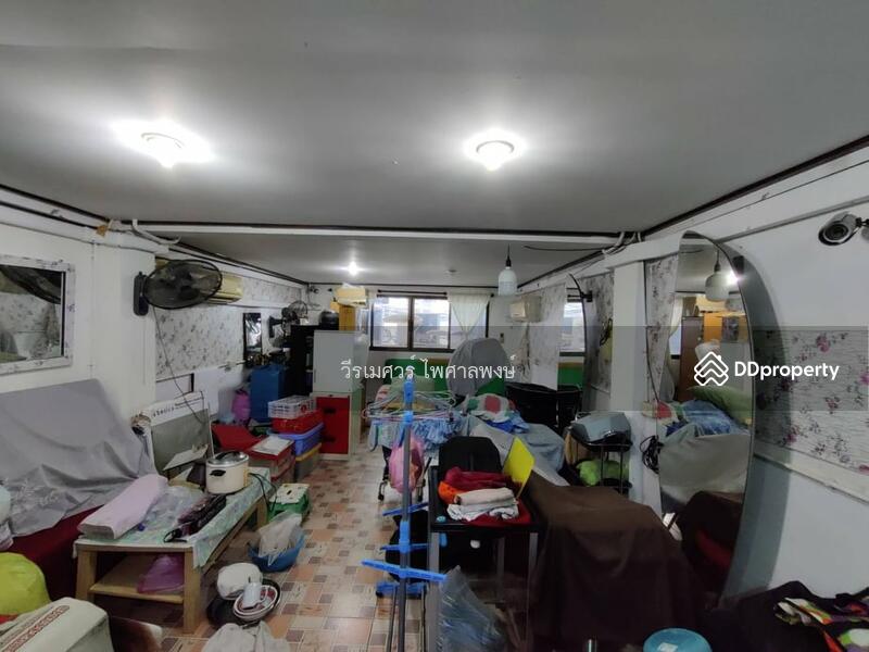 ขายถูกที่สุด อาคารพาณิชย์ สีลม #สูง 7 ชั้น (ใกล้ BTS ศาลาแดงและช่องนนทรี) 16 ตร.ว. 