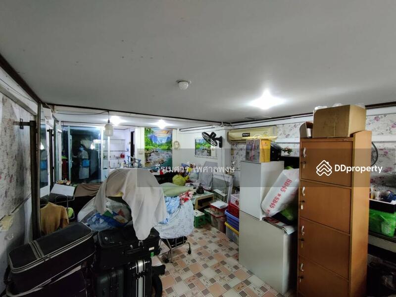 ขายถูกที่สุด อาคารพาณิชย์ สีลม #สูง 7 ชั้น (ใกล้ BTS ศาลาแดงและช่องนนทรี) 16 ตร.ว. 