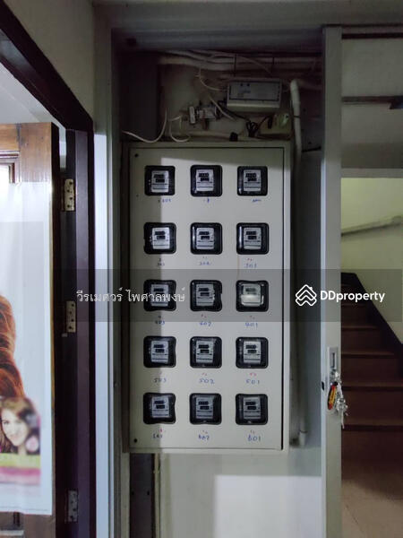 ขายถูกที่สุด อาคารพาณิชย์ สีลม #สูง 7 ชั้น (ใกล้ BTS ศาลาแดงและช่องนนทรี) 16 ตร.ว. 