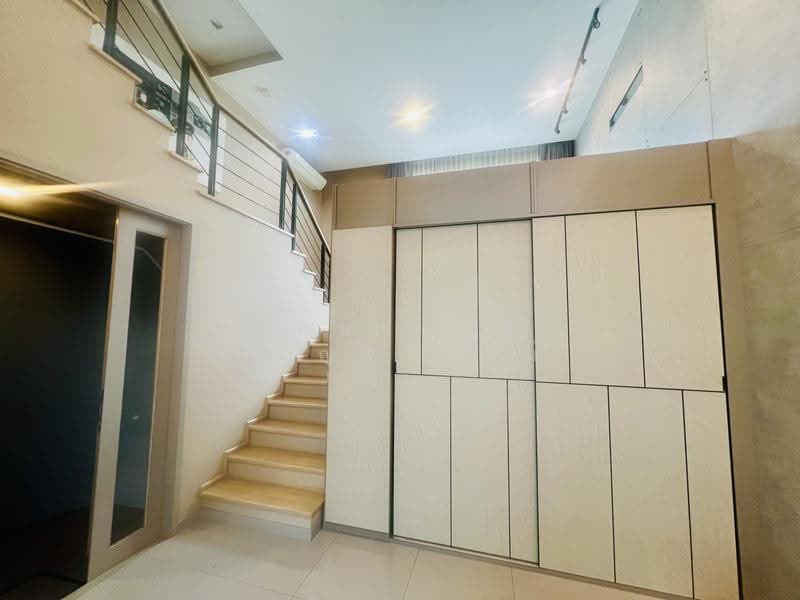 For rent Townhome Arden Pattanakarn 20,185 sq.m. 3beds 4baths,Haft Furnished,48,000฿, Bangkok, พัฒนาการ 20, Suan Luang, Bangkok, 3 Bedrooms, 185 sqm, Townhouse For Rent, by คัทยวรรณ หิรัญจิโรจน์, 9874048 - DDproperty.com