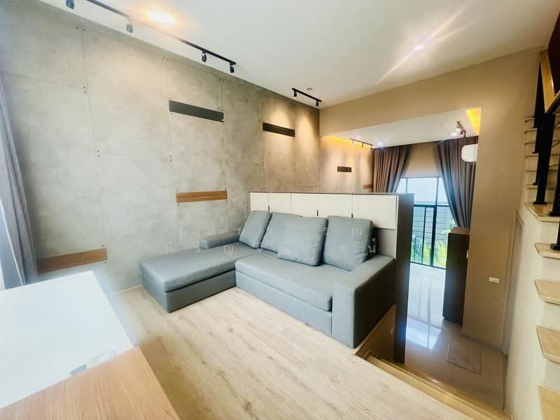 For rent Townhome Arden Pattanakarn 20,185 sq.m. 3beds 4baths,Haft Furnished,48,000฿, Bangkok, พัฒนาการ 20, Suan Luang, Bangkok, 3 Bedrooms, 185 sqm, Townhouse For Rent, by คัทยวรรณ หิรัญจิโรจน์, 9874048 - DDproperty.com