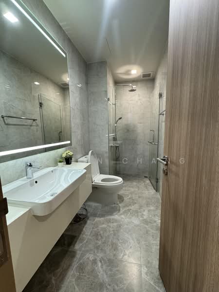 Noble Around Sukhumvit 33, Bangkok, 17 Soi Sukhumvit 33, Khlong Tan Nua, Watthana, Bangkok, 2 Bedrooms, 55 sqm, Condo For Rent, by Nathan Chang, 9930400 - DDproperty.com