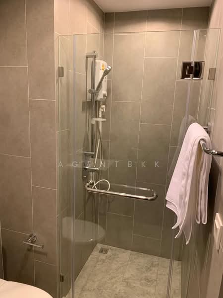 C Ekkamai, Bangkok, 888 Soi Sukhumvit 63, Sukhumvit Road, Khlong Tan Nua, Watthana, Bangkok, 1 Bedroom, 31 sqm, Condo For Rent, by Agentbkk, 9942819 - DDproperty.com