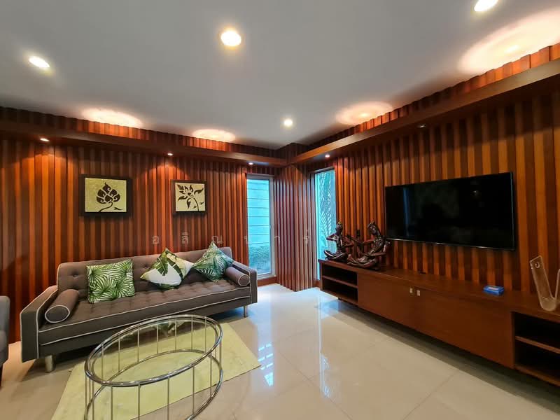 Noble Tara Pattanakarn, Bangkok, 2046 Pattanakarn Road, Suan Luang, Suan Luang, Bangkok, 3 Bedrooms, 500 sqm, Single Detached House For Rent, by ไอรินทร์ อัครชัยธนรักษ์, 9950270 - DDproperty.com