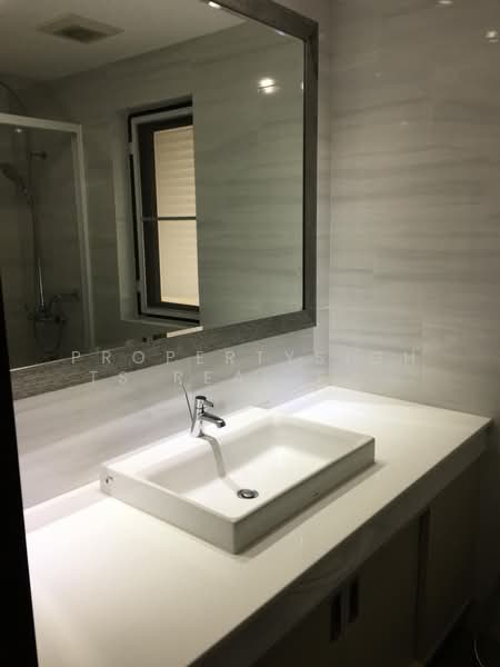 Baan Suanpetch, Bangkok, 18 Soi Sukhumvit 39, Khlong Tan Nua, Watthana, Bangkok, 2 Bedrooms, 129 sqm, Condo For Rent, by PROPERTYSIGHTS REAL ESTATE, 9960613 - DDproperty.com