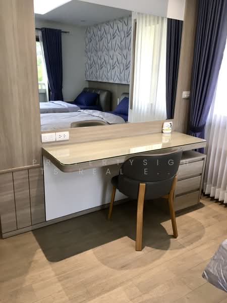 Baan Suanpetch, Bangkok, 18 Soi Sukhumvit 39, Khlong Tan Nua, Watthana, Bangkok, 2 Bedrooms, 129 sqm, Condo For Rent, by PROPERTYSIGHTS REAL ESTATE, 9960613 - DDproperty.com