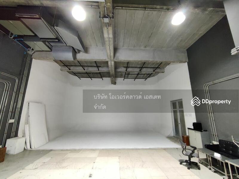 Office building and warehouse for sale, Pridi Banomyong, Sukhumvit, Bangkok, Phra Kanong Nua, Watthana, Bangkok, , 2,600 sqm, Office Space For Sale, by TOAH T., 9969740 - DDproperty.com