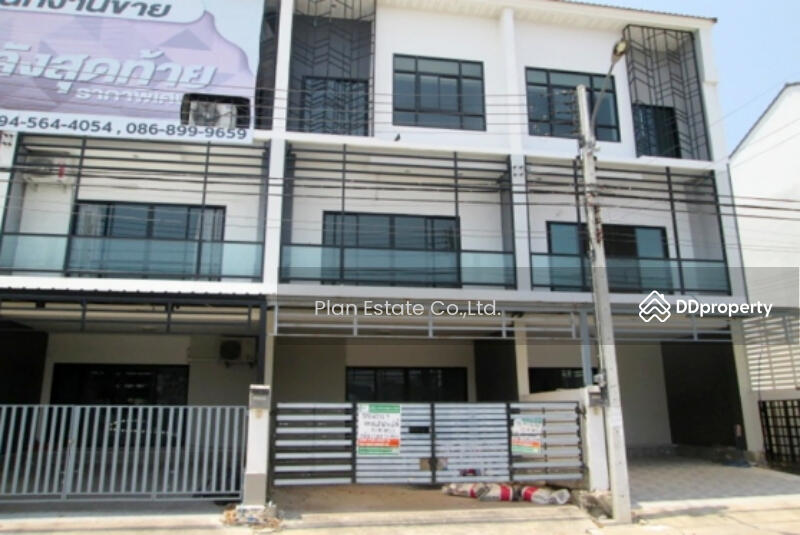 ทาวน์เฮาส์ 3 ชั้น 1 คูหา C10343P