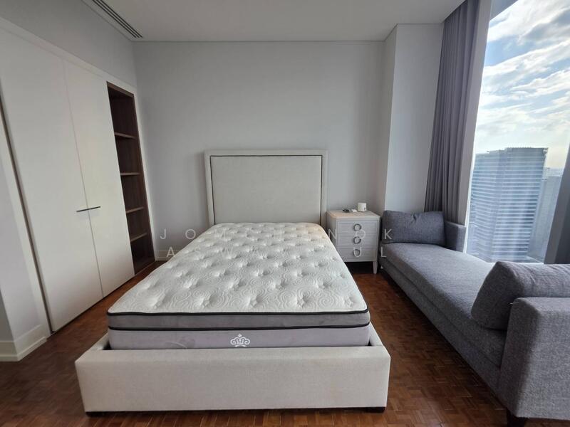 The Ritz-Carlton Residences, Bangkok, 114 Narathiwat Ratchanakarin Road, Silom, Bang Rak, Bangkok, 3 Bedrooms, 197 sqm, Condo For Sale, by Jomchanok Aswavibul, 9979433 - DDproperty.com