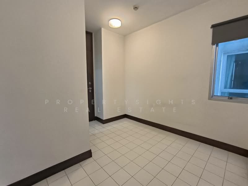 Royal Residence Park, Bangkok, 99 Royal Resident Park Lumphini, Lumphini, Pathum Wan, Bangkok, 4 Bedrooms, 275 sqm, Condo For Rent, by PROPERTYSIGHTS REAL ESTATE, 9989772 - DDproperty.com