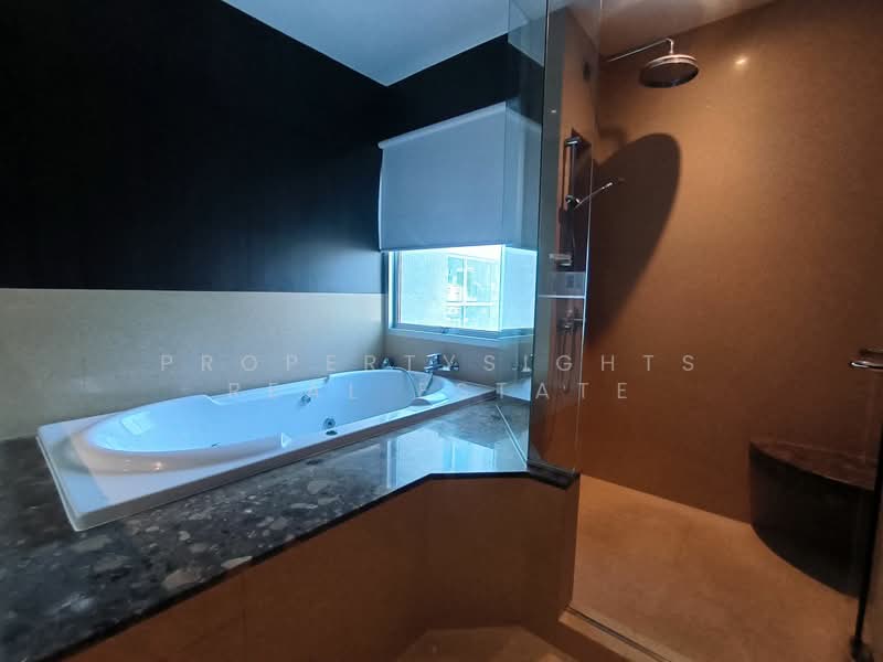 Royal Residence Park, Bangkok, 99 Royal Resident Park Lumphini, Lumphini, Pathum Wan, Bangkok, 4 Bedrooms, 275 sqm, Condo For Rent, by PROPERTYSIGHTS REAL ESTATE, 9989772 - DDproperty.com