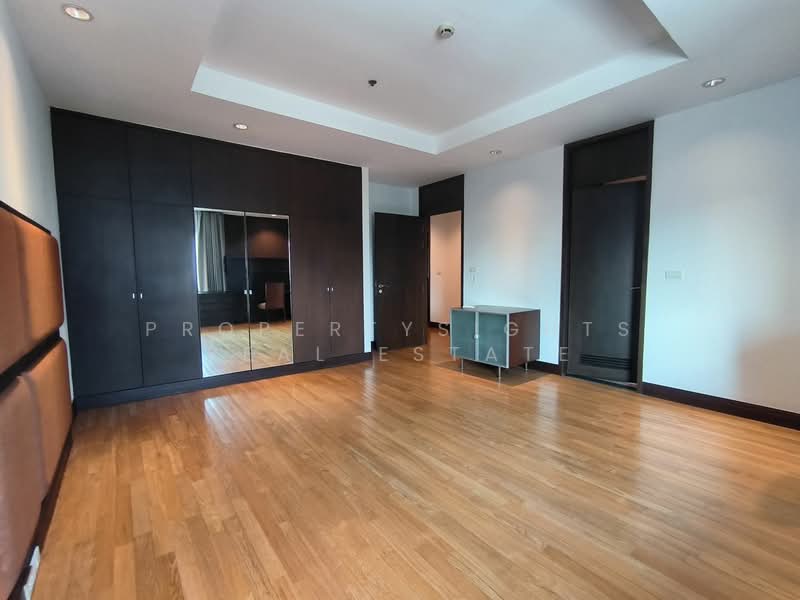 Royal Residence Park, Bangkok, 99 Royal Resident Park Lumphini, Lumphini, Pathum Wan, Bangkok, 4 Bedrooms, 275 sqm, Condo For Rent, by PROPERTYSIGHTS REAL ESTATE, 9989772 - DDproperty.com