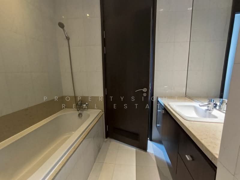 Royal Residence Park, Bangkok, 99 Royal Resident Park Lumphini, Lumphini, Pathum Wan, Bangkok, 4 Bedrooms, 275 sqm, Condo For Rent, by PROPERTYSIGHTS REAL ESTATE, 9989772 - DDproperty.com