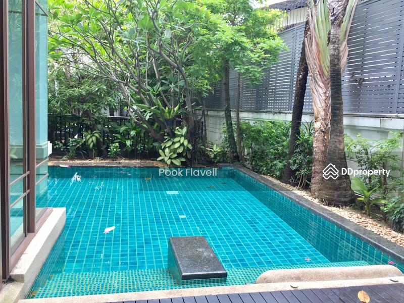 ให้เช่า - บ้านเดี่ยวพร้อมสระว่ายน้ำ, กรุงเทพ