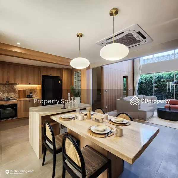 ขาย - Nue Verse Krungthep Kreetha : นิว เวิร์ส กรุงเทพกรีฑา, กรุงเทพ