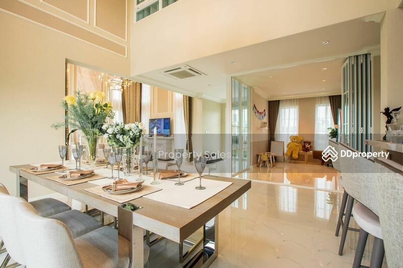 For Sale - The Matias Boromratchachonnani-Thawiwattana, Bangkok