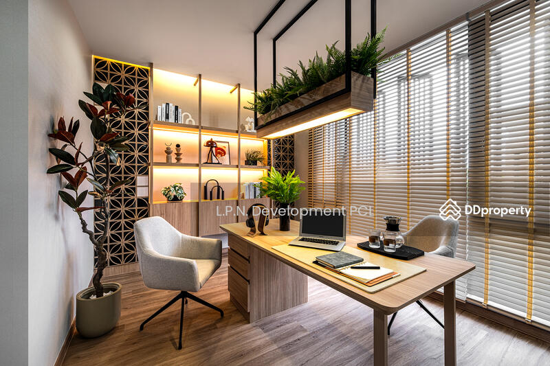 For Sale - Villa 168 New Krungthepkreetha, Bangkok