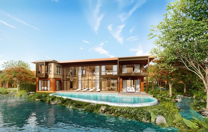 Luxury Waterfront Pool Villa